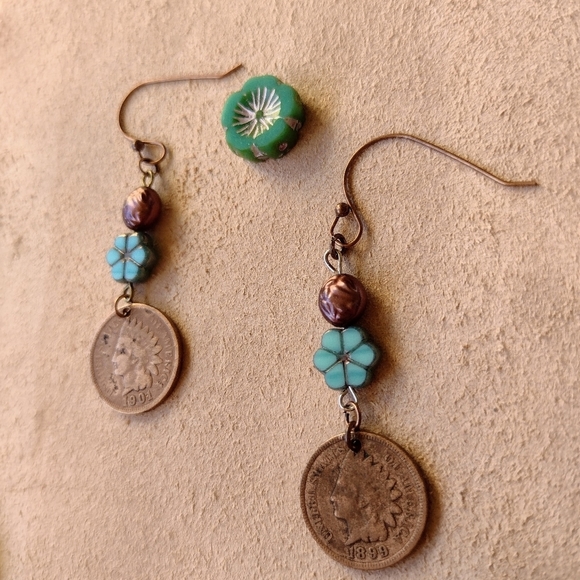 Sale ANTIQUE Handmade Turquoise Flower Indian Head Penny French Hook Earrings - Picture 7 of 11